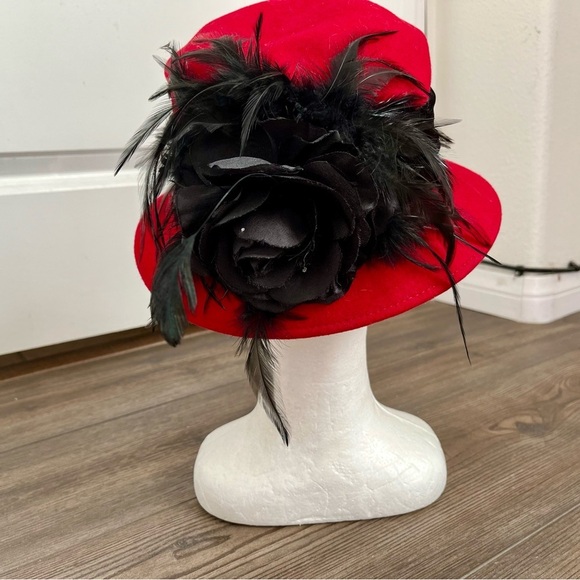 100% wool Elegant Red and Black Feathered Women\'s Hat main image 8